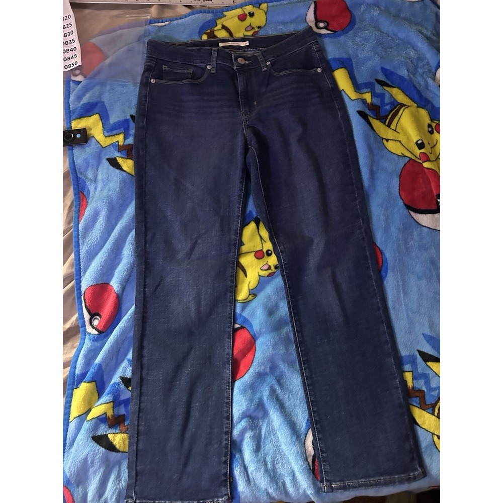 Levi Strauss Womens Classic Straight Jeans Size 6 Dark Wash Stretch Denim